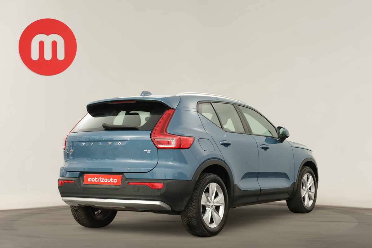 volvo-xc40-2023-gasolina-1477cc