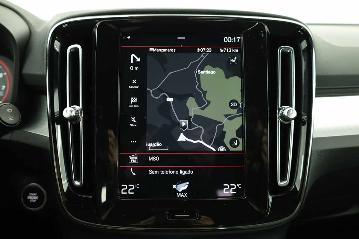 volvo-xc40-2023-gasolina-1477cc