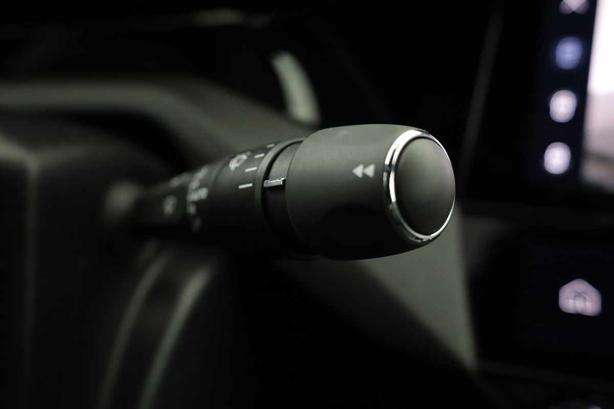 peugeot-408-2023-hibrido-a-gasolina-1598cc