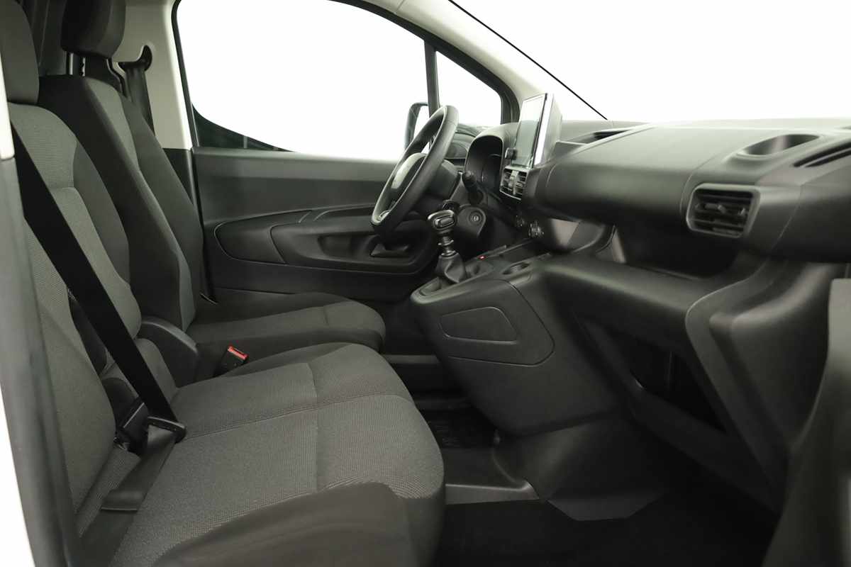 citroen-berlingo-2023-diesel-1499cc