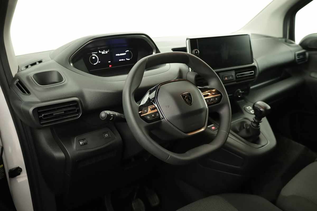 peugeot-partner-2024-diesel-1499cc