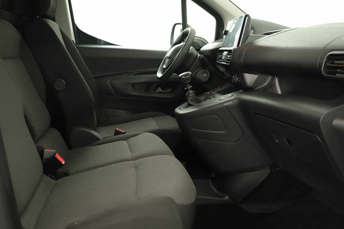 peugeot-partner-2024-diesel-1499cc