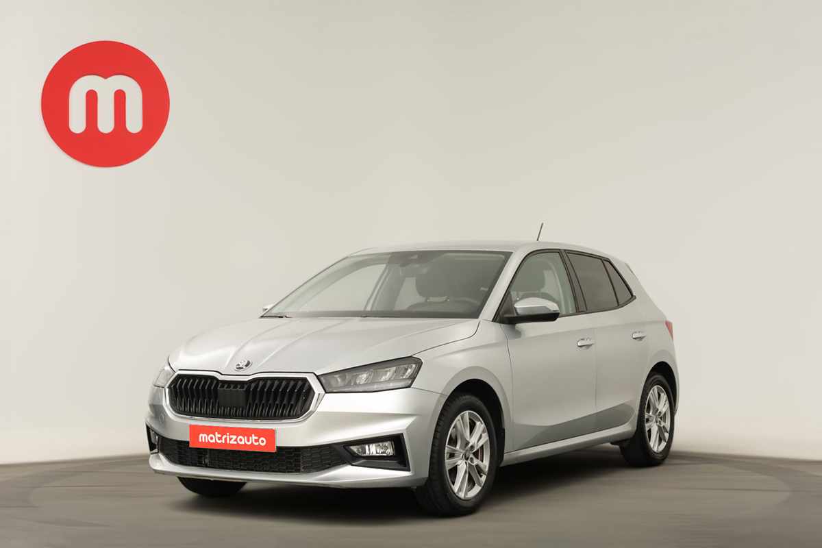 skoda-fabia-2025-gasolina-999cc