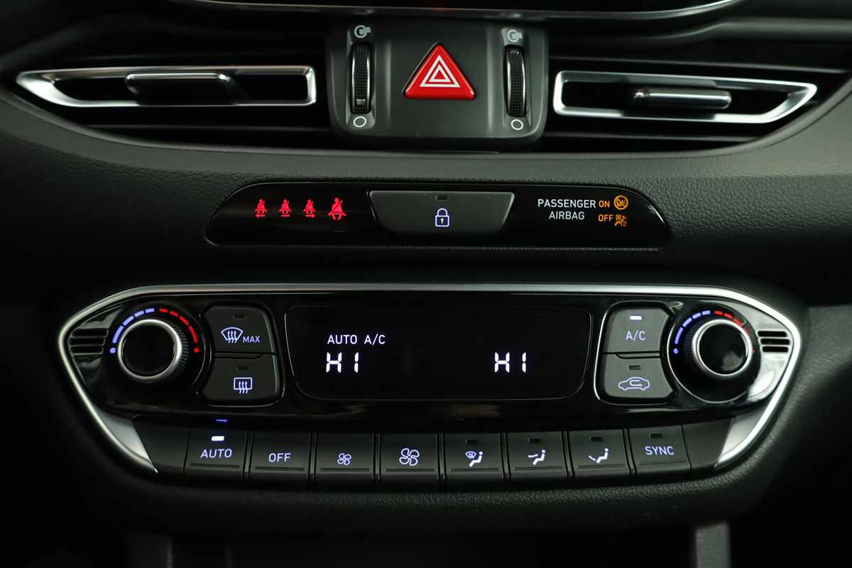 hyundai-i30-2024-gasolina-998cc