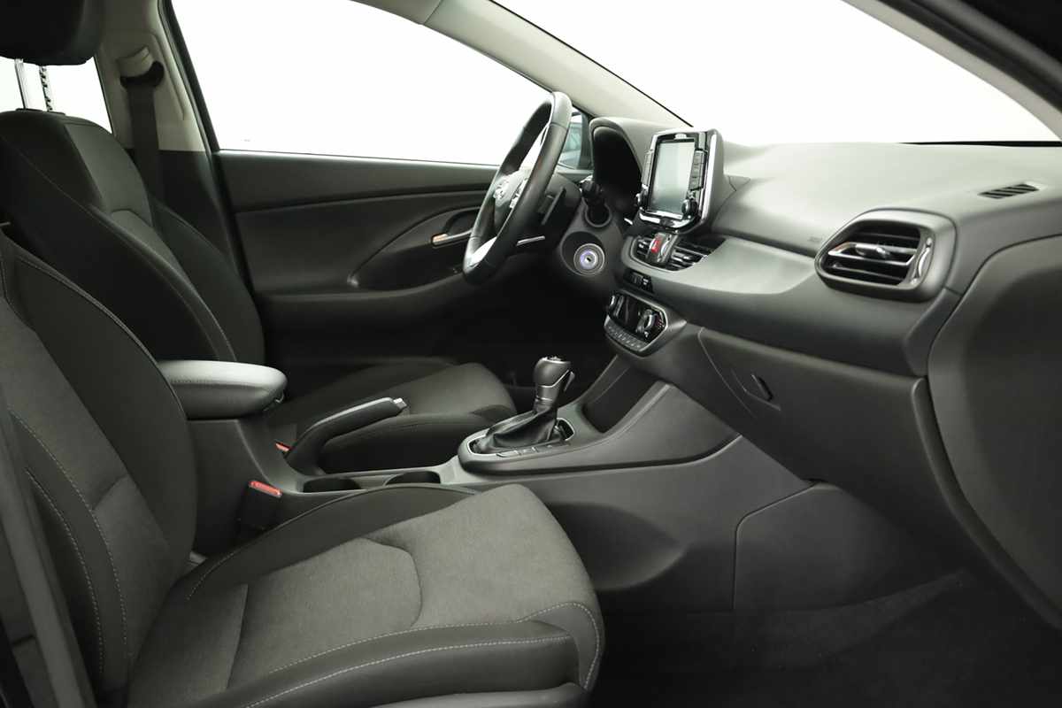 hyundai-i30-2024-gasolina-998cc