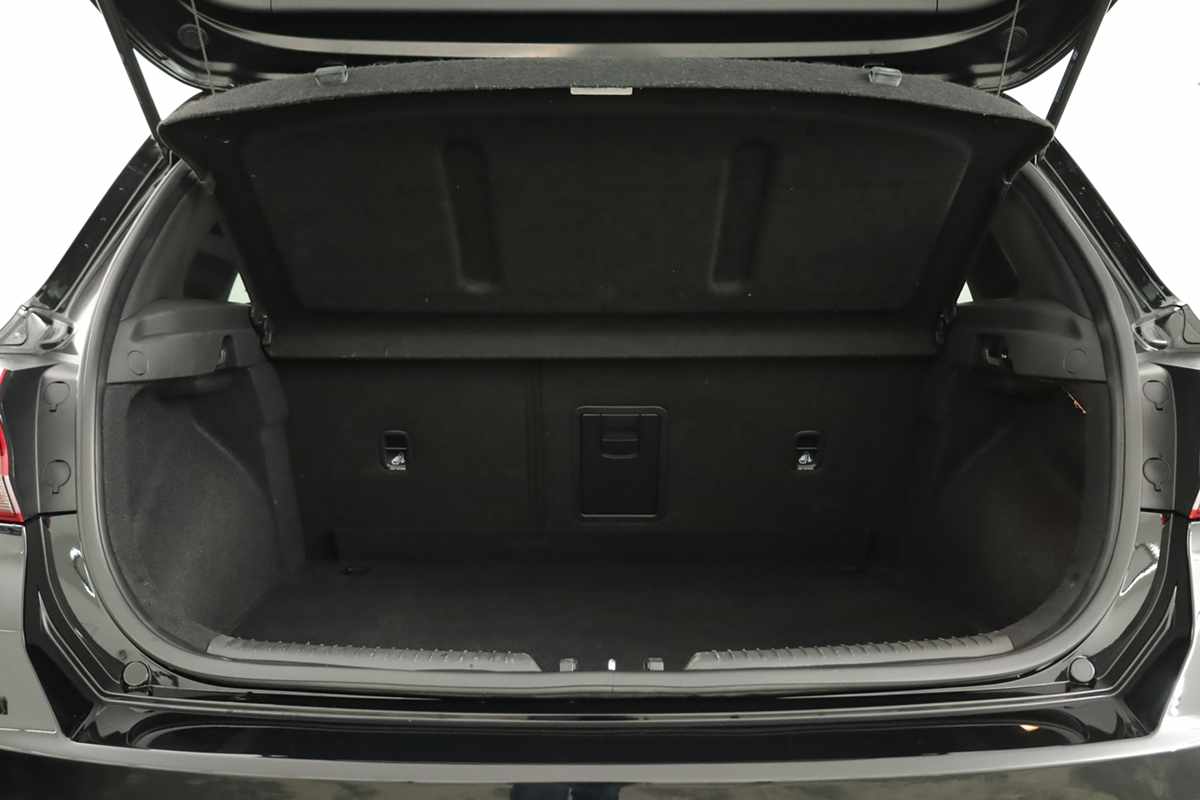 hyundai-i30-2024-gasolina-998cc