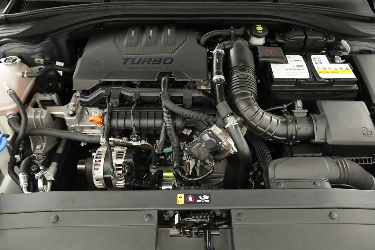 hyundai-i30-2024-gasolina-998cc