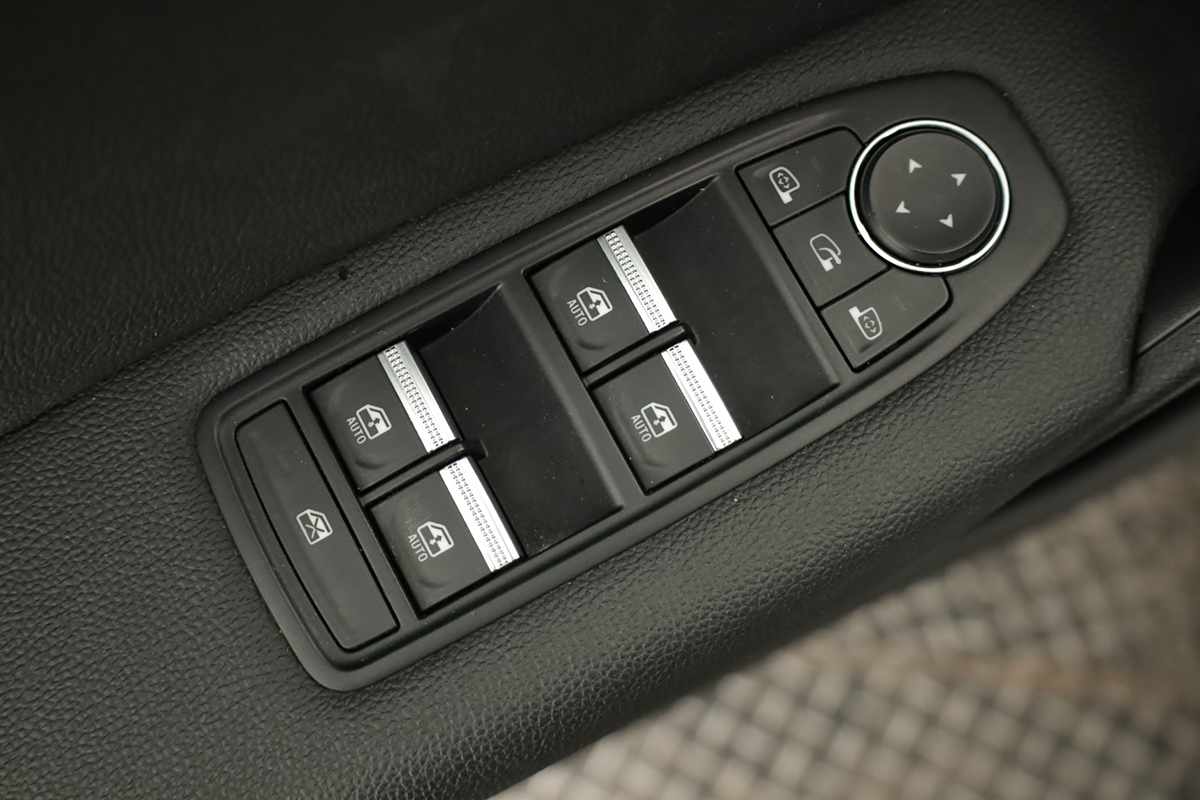renault-captur-2024-gasolina-999cc