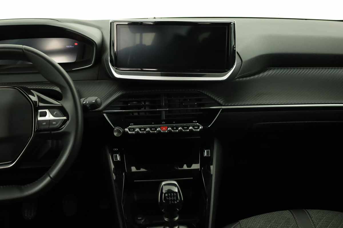 peugeot-208-2025-gasolina-1199cc