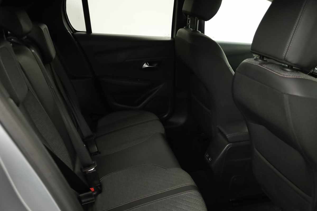 peugeot-208-2025-gasolina-1199cc