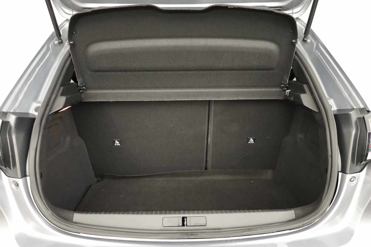 peugeot-208-2025-gasolina-1199cc