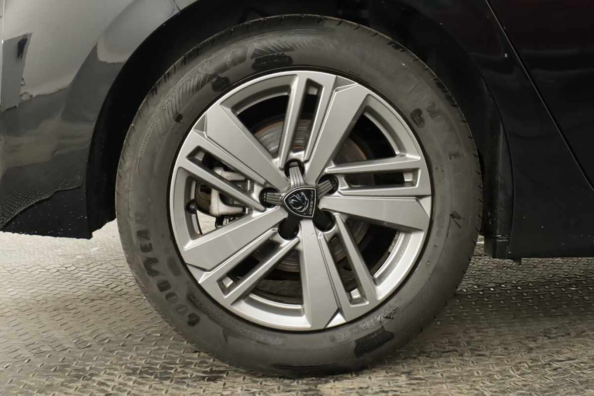 peugeot-308-2024-gasolina-1199cc