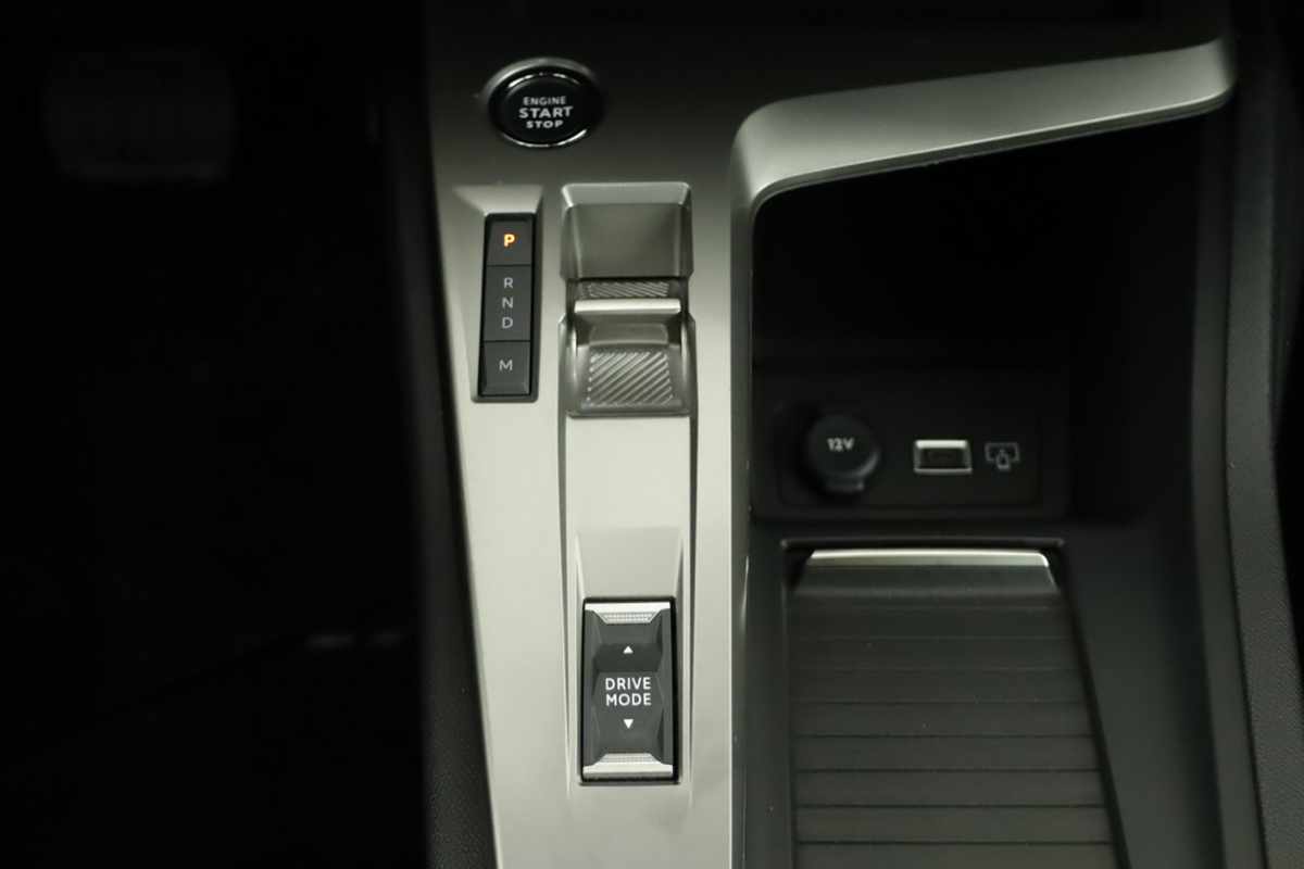 peugeot-308-2024-gasolina-1199cc