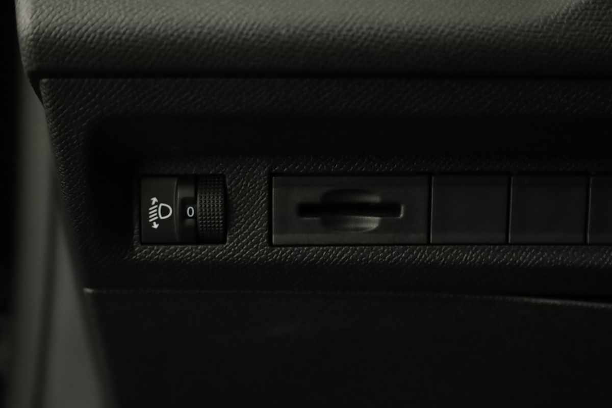 peugeot-308-2024-gasolina-1199cc