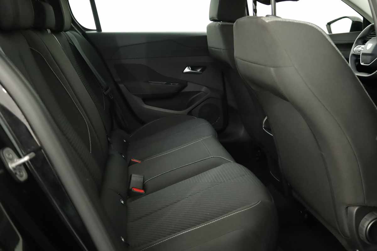 peugeot-308-2024-gasolina-1199cc