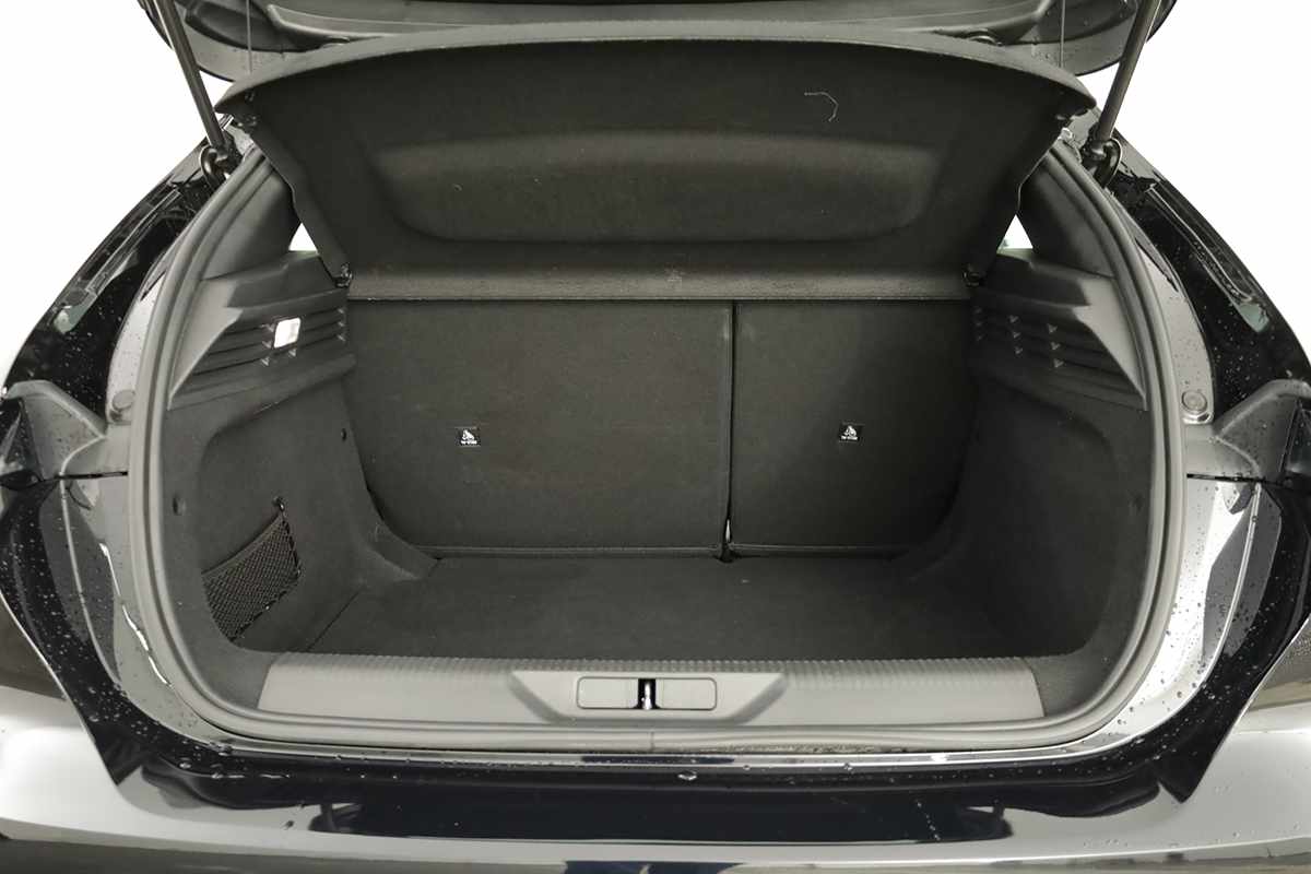 peugeot-308-2024-gasolina-1199cc
