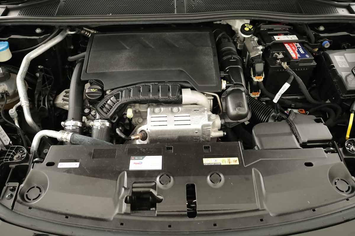 peugeot-308-2024-gasolina-1199cc