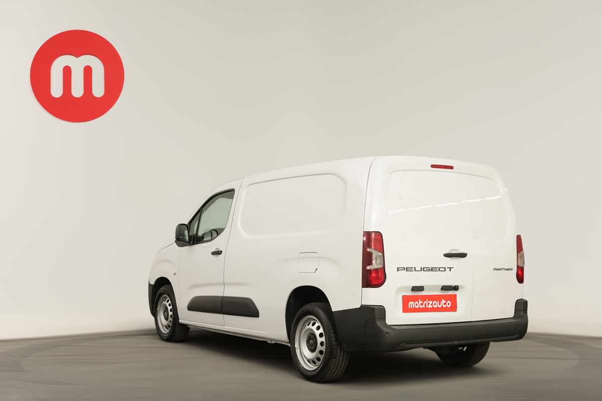 peugeot-partner-2024-diesel-1499cc