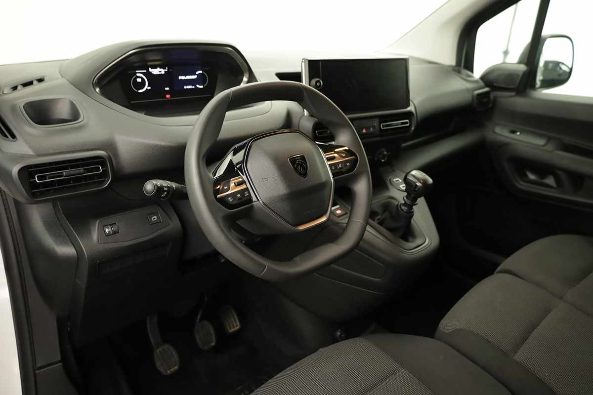 peugeot-partner-2024-diesel-1499cc