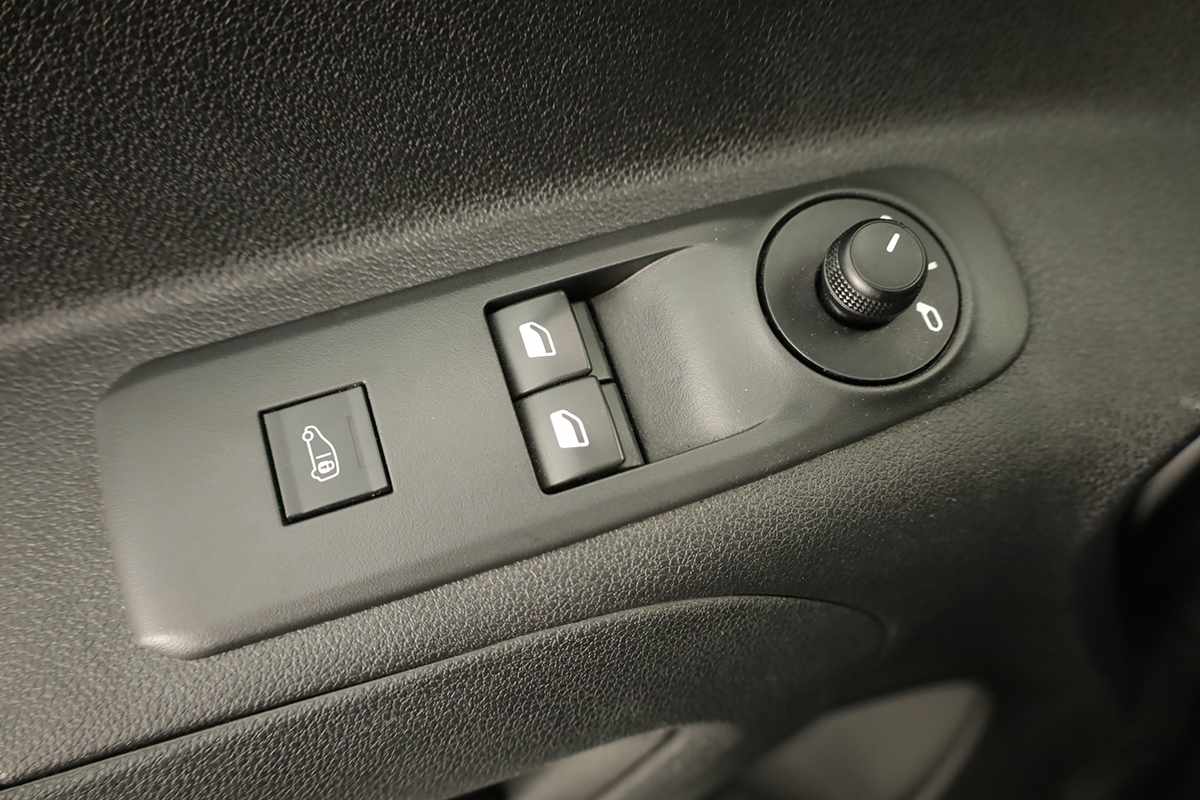peugeot-partner-2024-diesel-1499cc