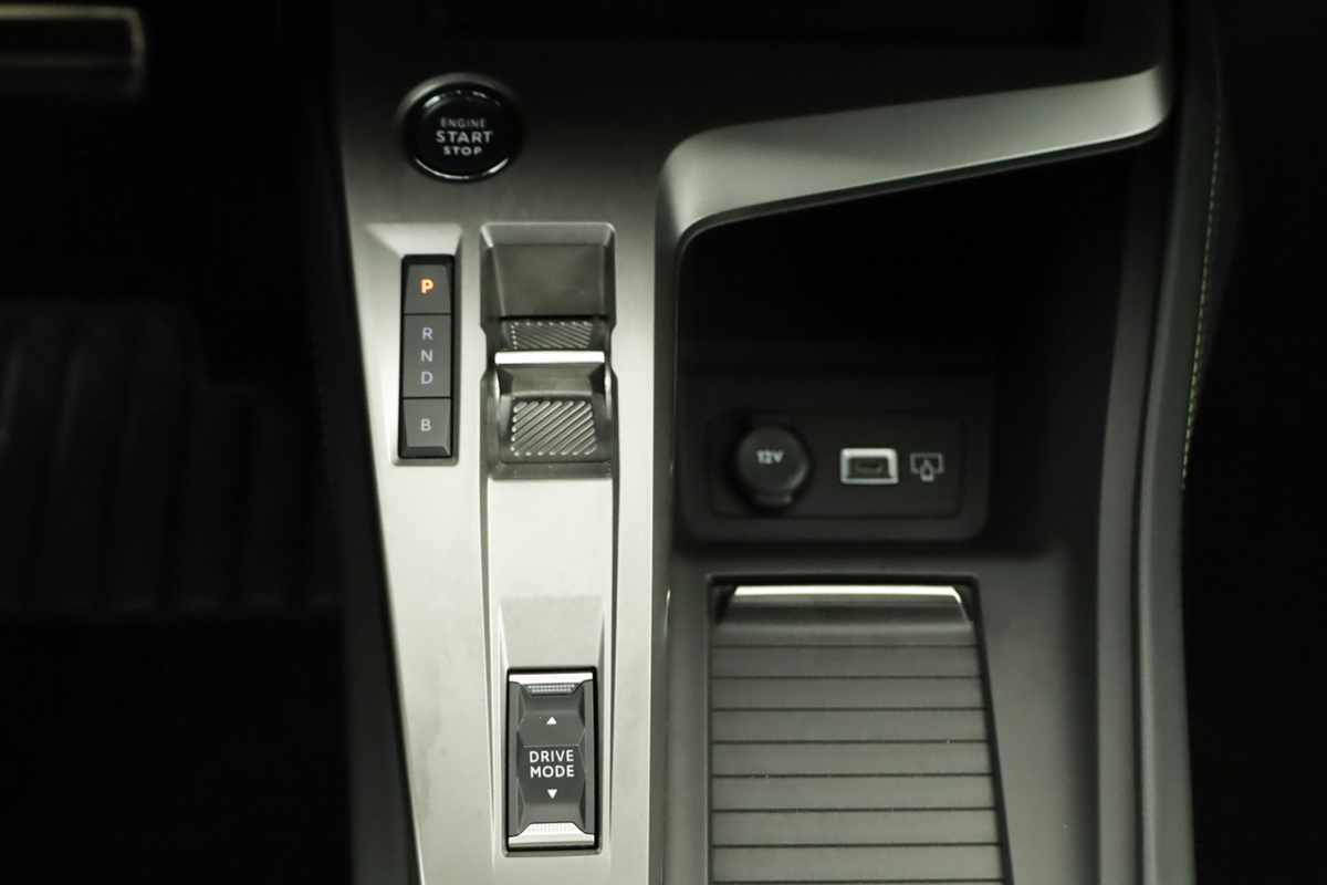 peugeot-408-2024-hibrido-a-gasolina-1598cc