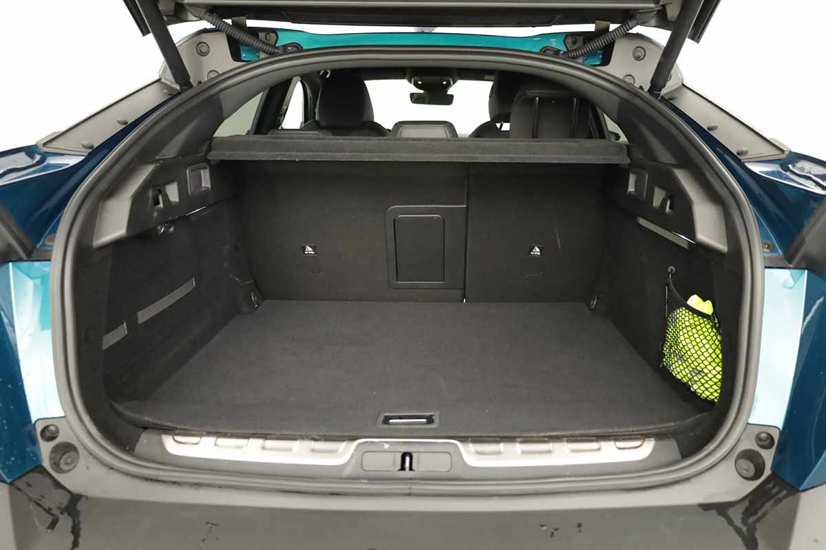 peugeot-408-2024-hibrido-a-gasolina-1598cc