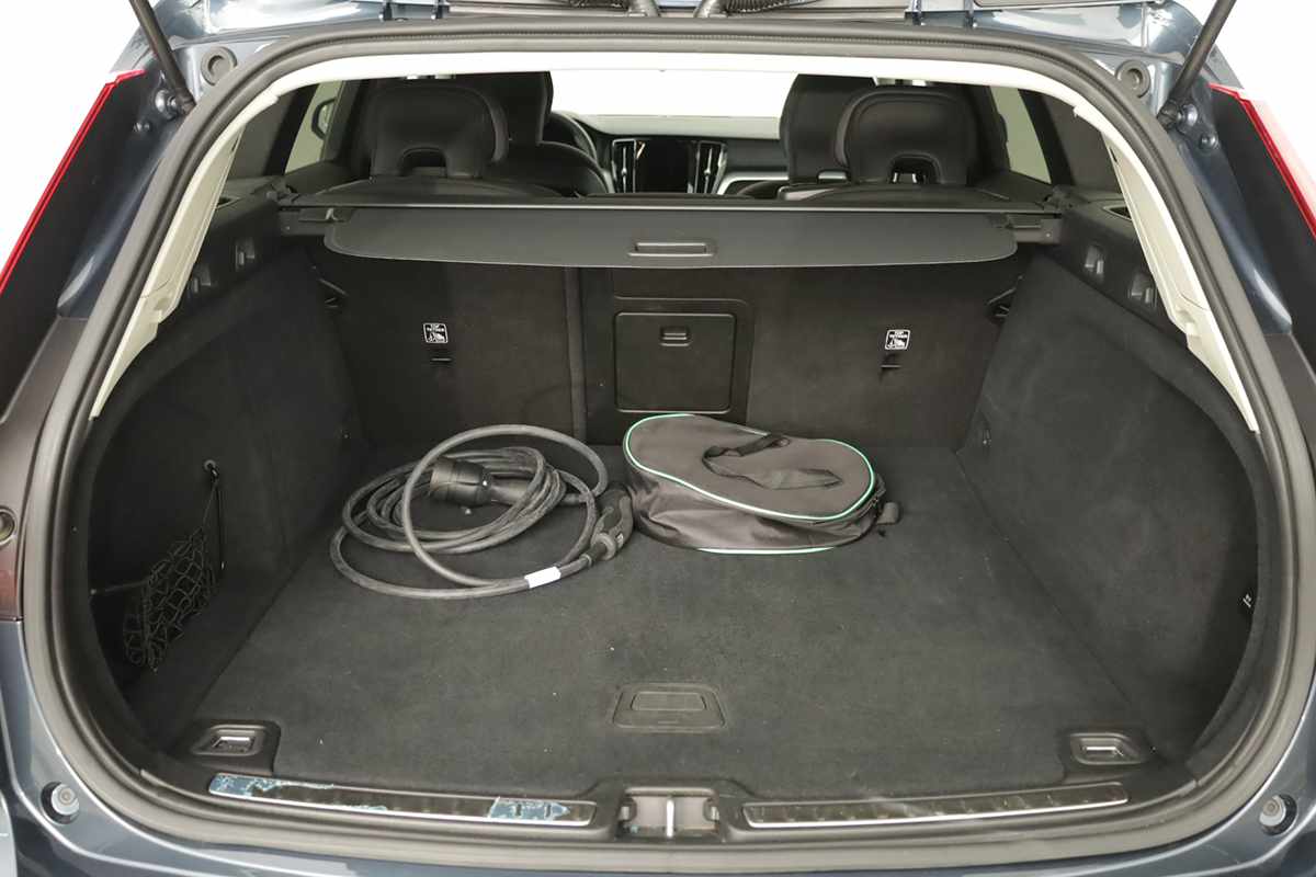 volvo-v60-2025-hibrido-a-gasolina-1969cc
