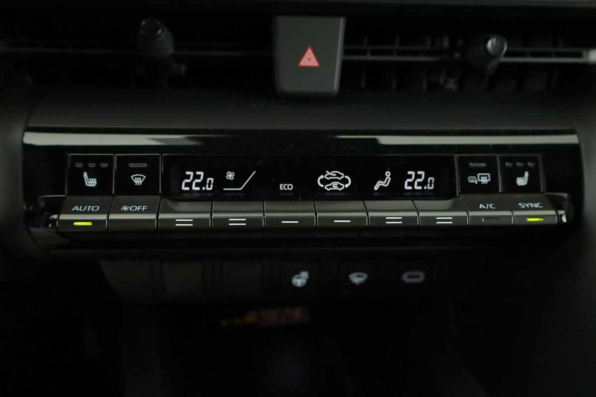 toyota-c-hr-2025-hibrido-a-gasolina-1987cc
