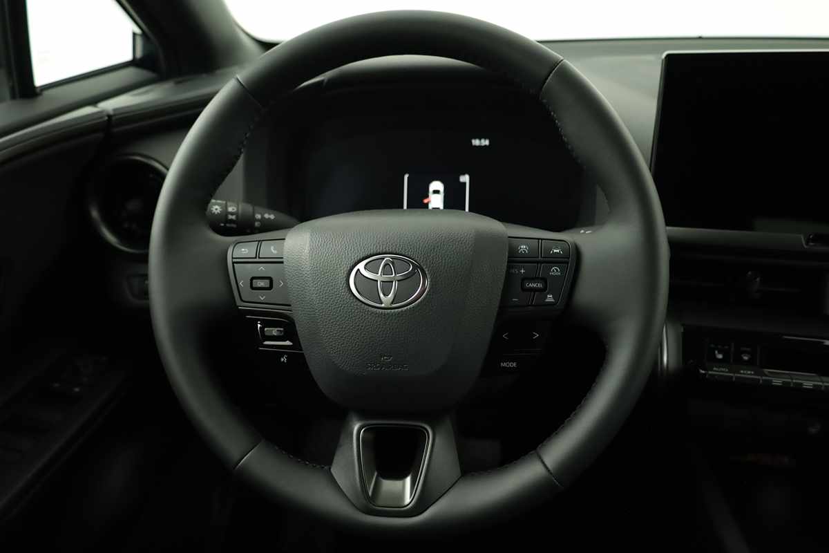 toyota-c-hr-2025-hibrido-a-gasolina-1987cc