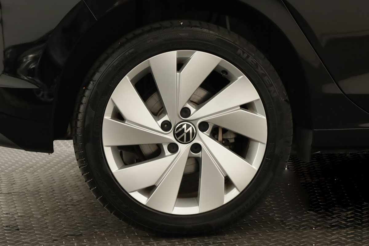 volkswagen-golf-2025-hibrido-a-gasolina-1498cc