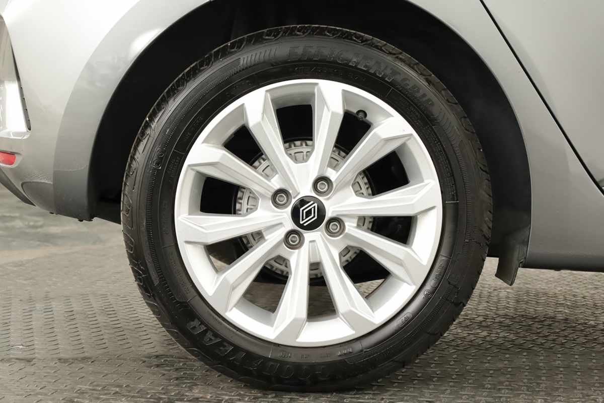 renault-clio-2024-gpl-999cc