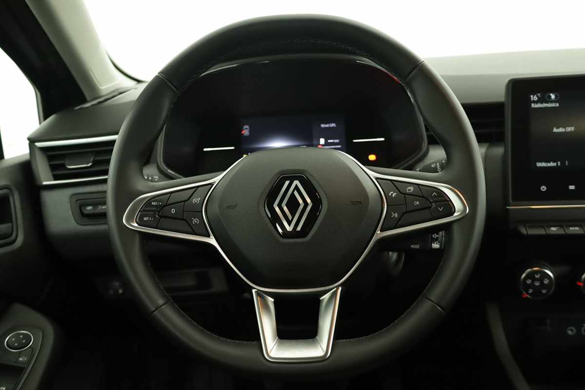 renault-clio-2024-gpl-999cc