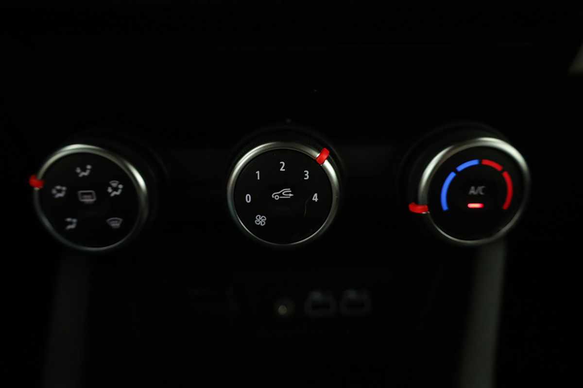 renault-clio-2024-gpl-999cc