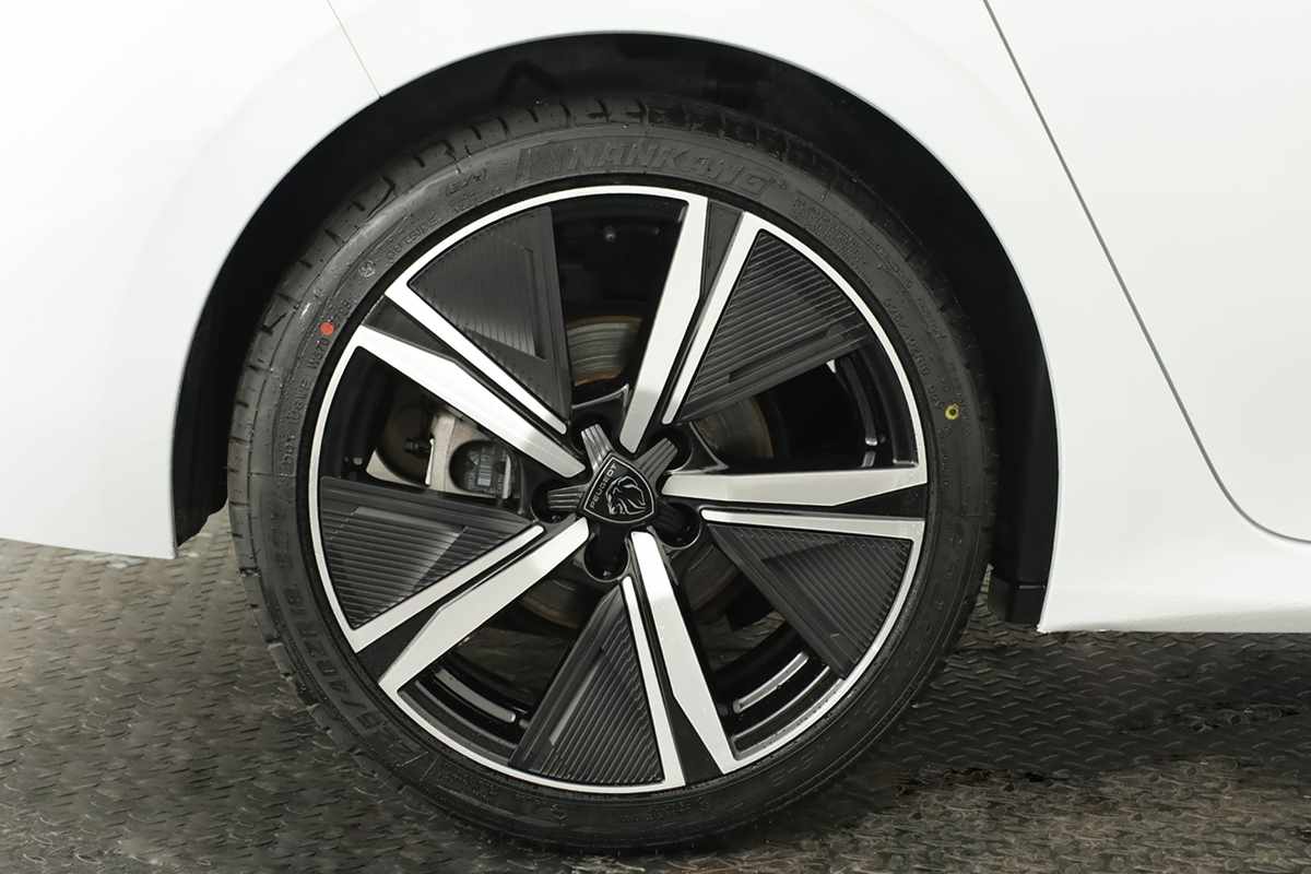 peugeot-308-2024-gasolina-1199cc