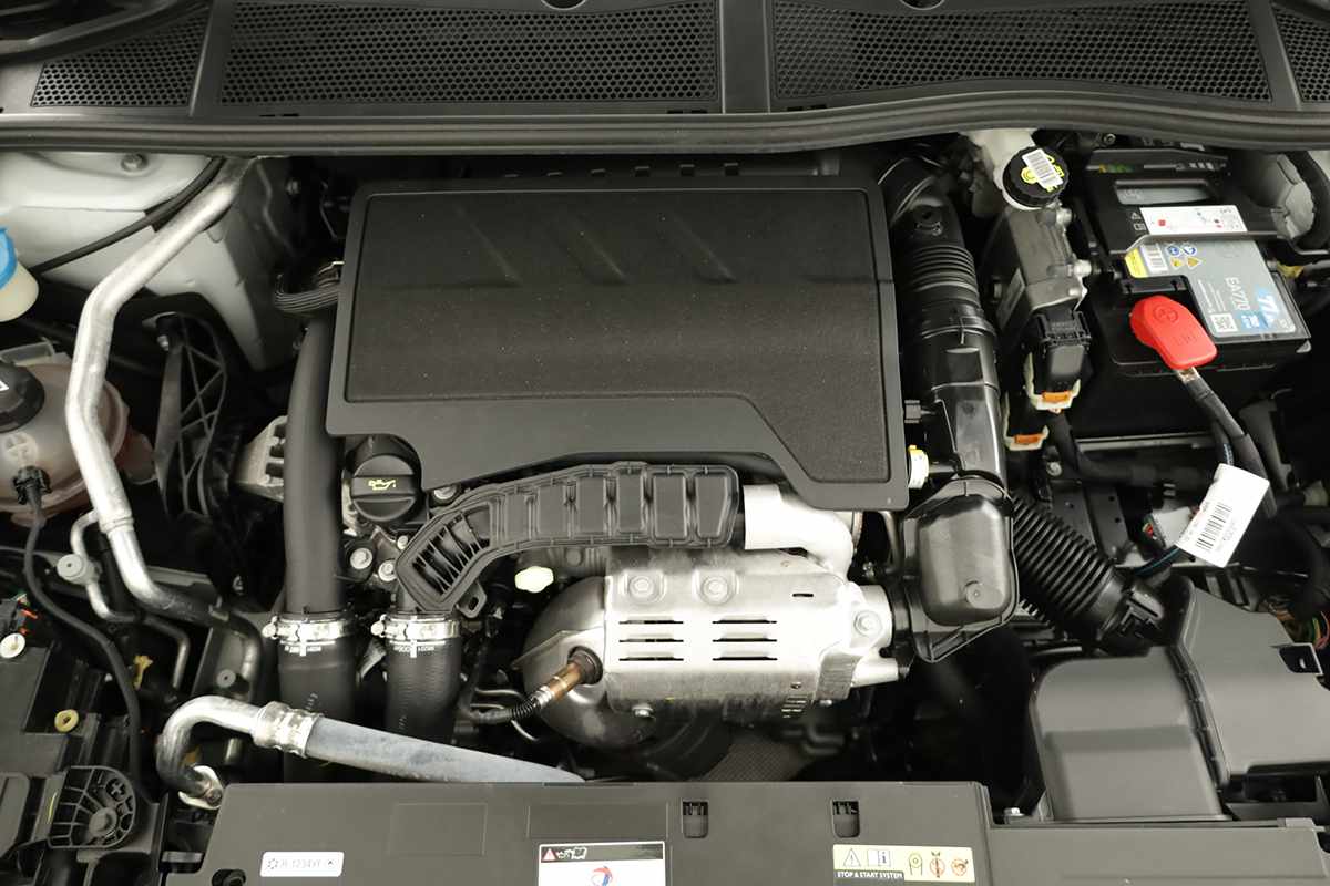 peugeot-308-2024-gasolina-1199cc