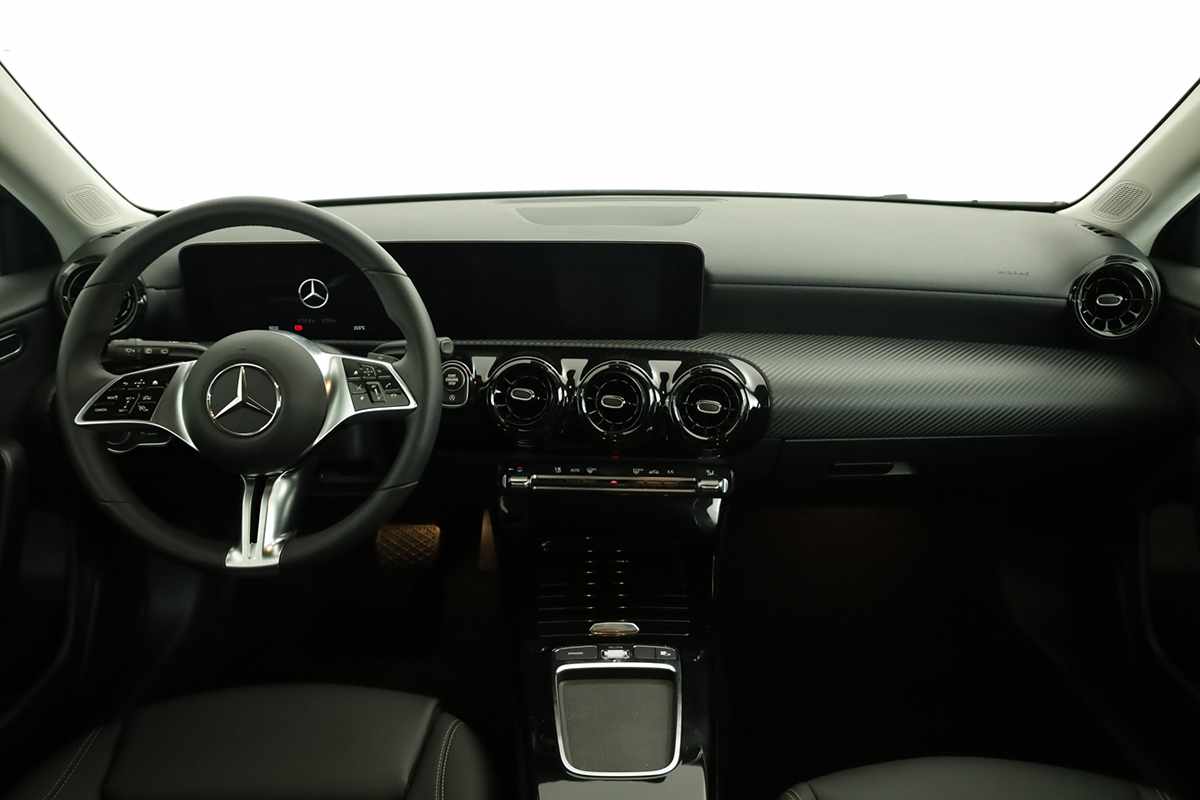 mercedes-benz-classe-a-2025-gasolina-1332cc