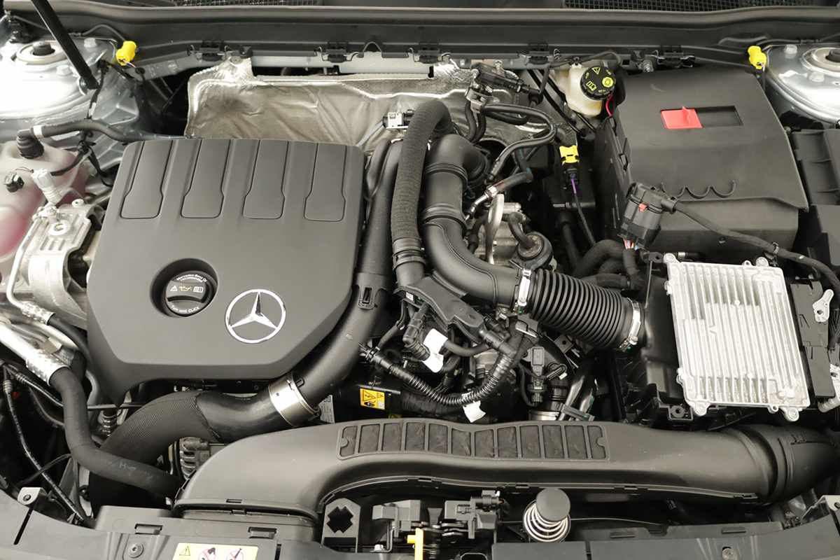 mercedes-benz-classe-a-2025-gasolina-1332cc