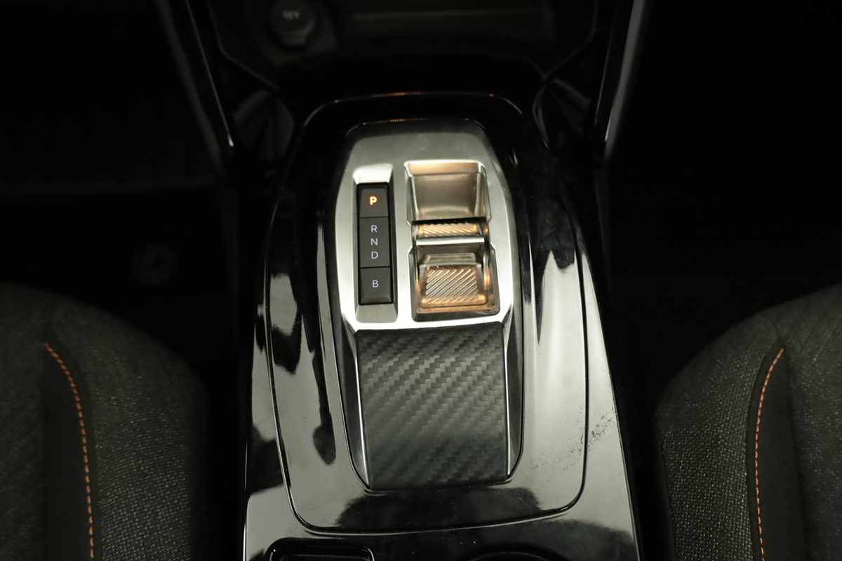 peugeot-e-208-2025-eletrico-0cc