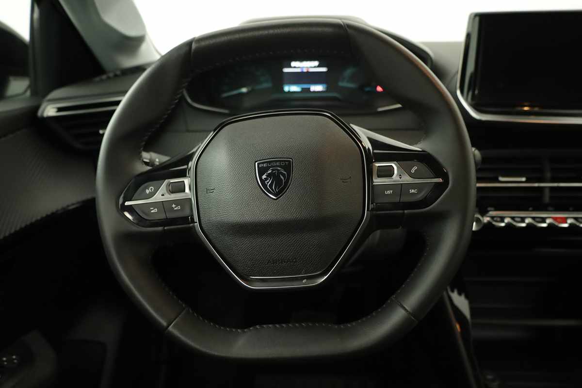 peugeot-e-208-2025-eletrico-0cc