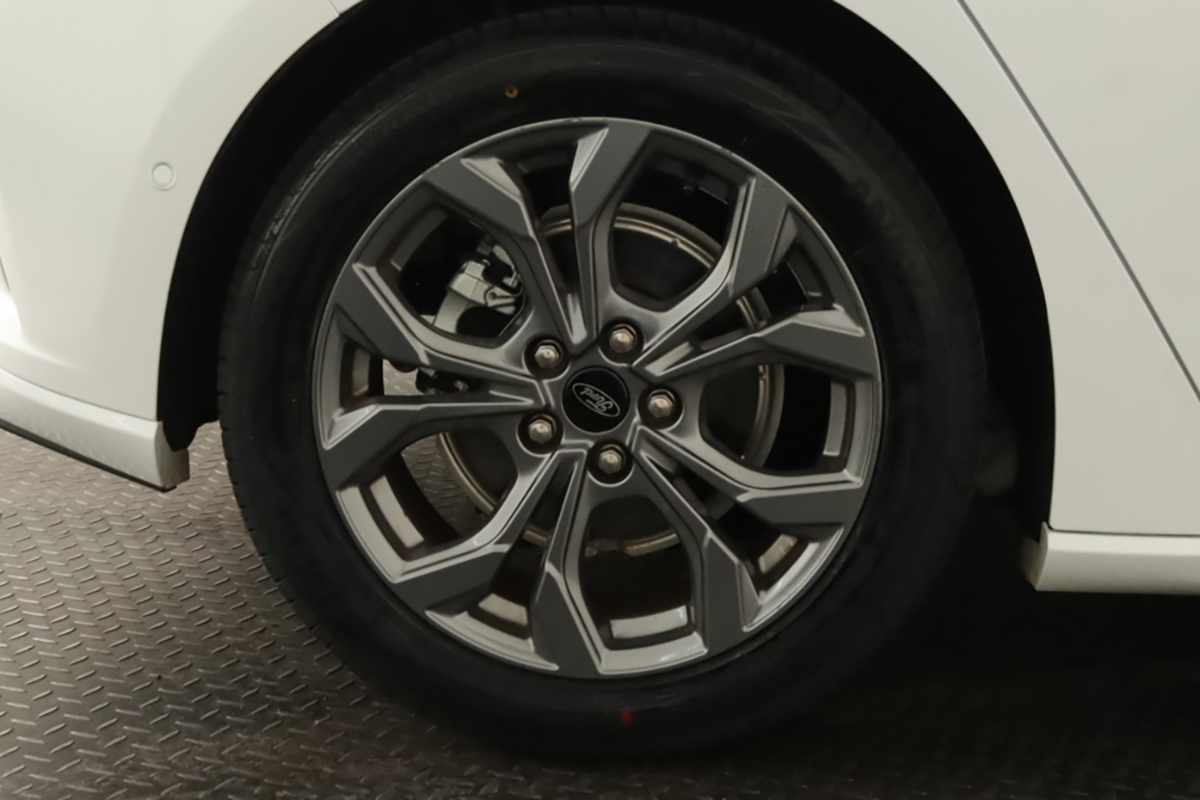 ford-focus-2025-gasolina-998cc