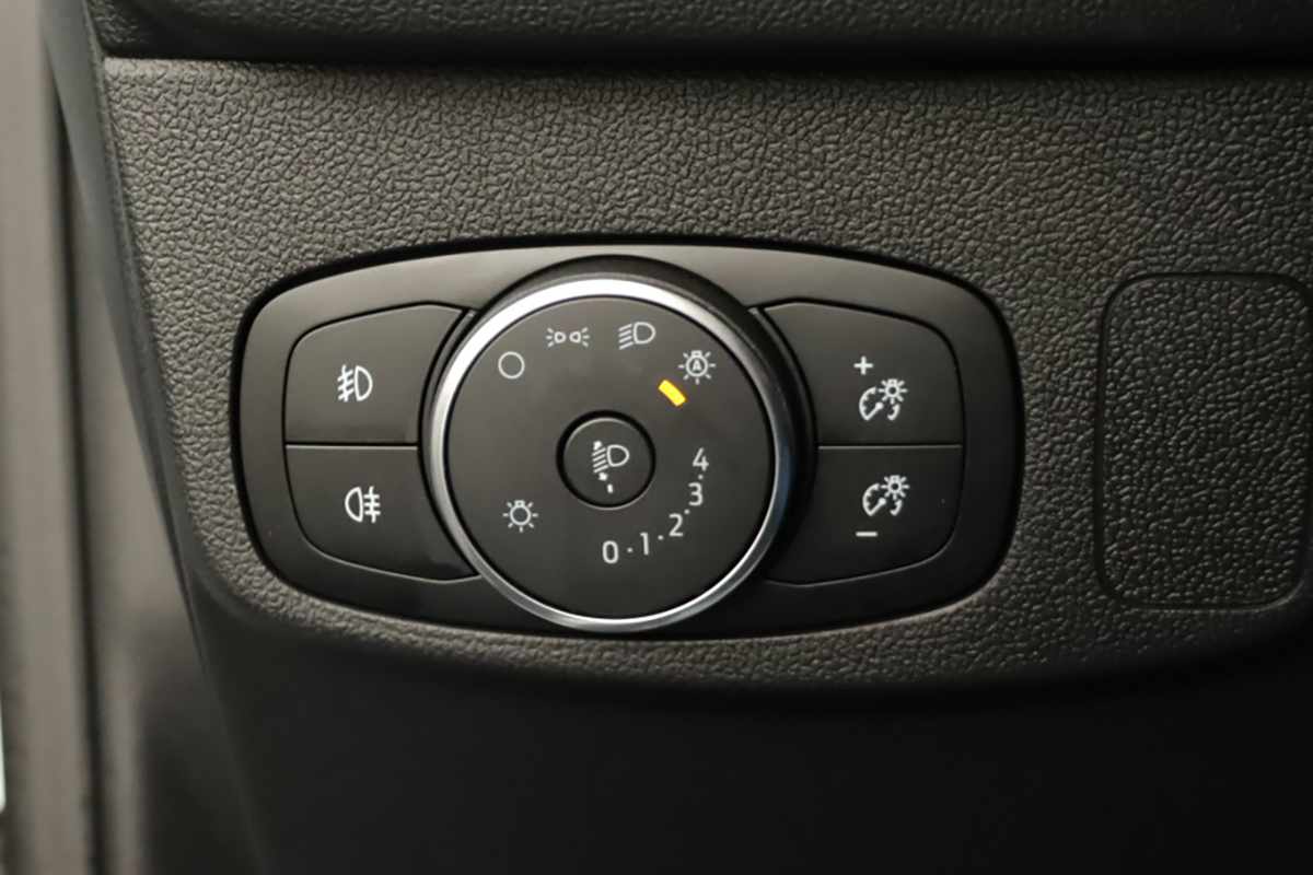 ford-focus-2025-gasolina-998cc
