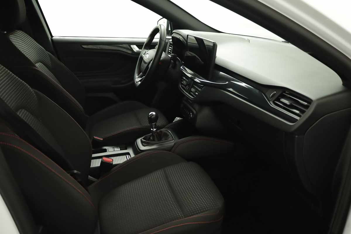 ford-focus-2025-gasolina-998cc