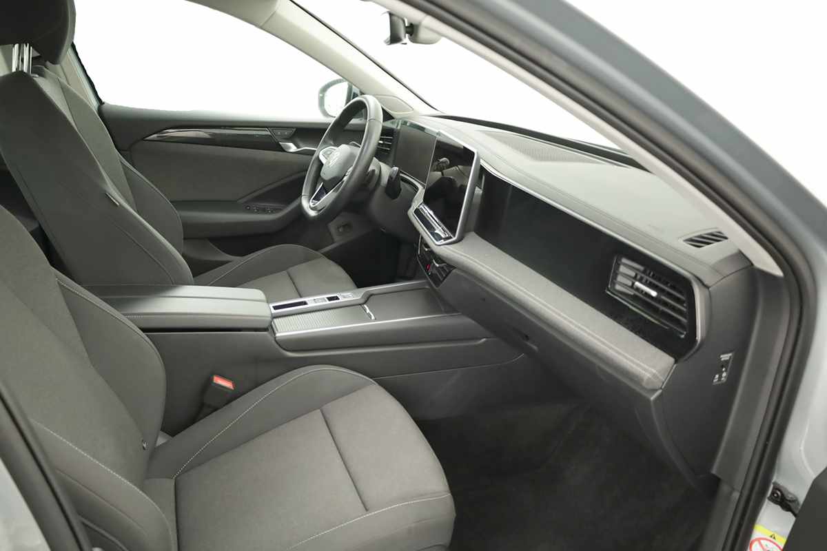 volkswagen-passat-variant-2025-hibrido-a-gasolina-1498cc
