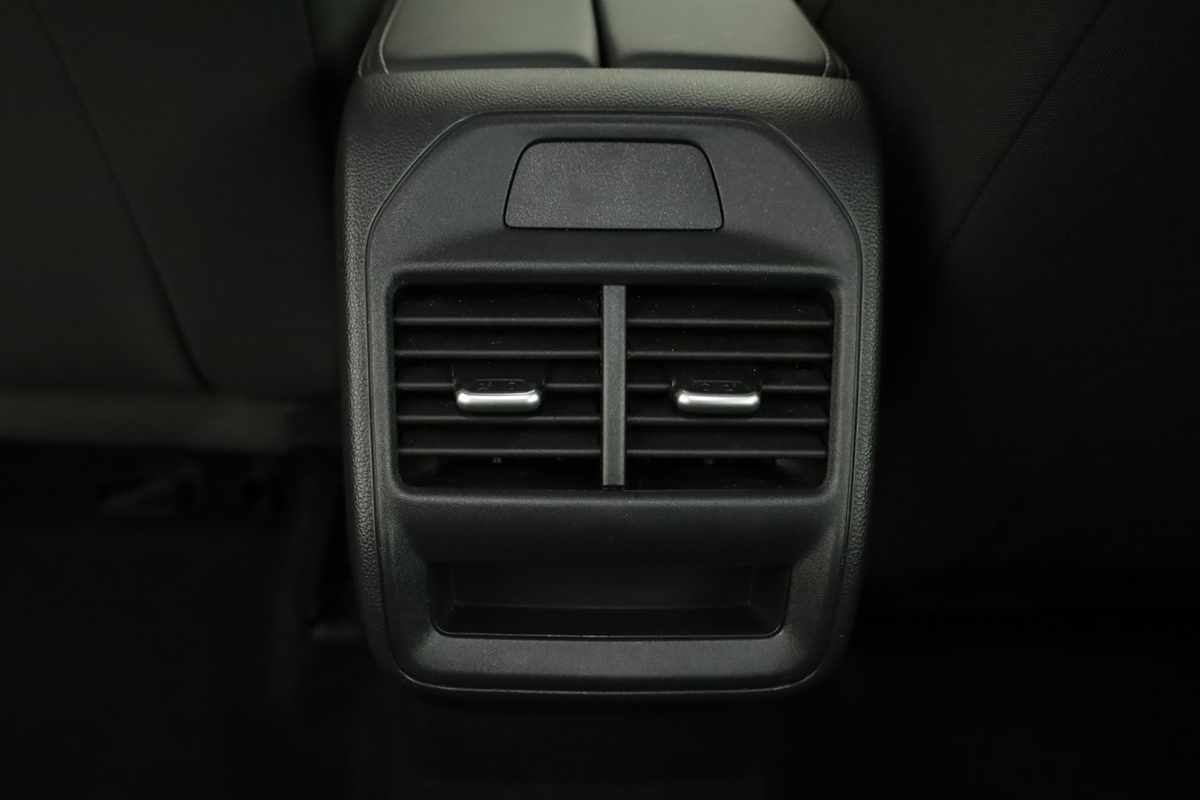 volkswagen-passat-variant-2025-hibrido-a-gasolina-1498cc