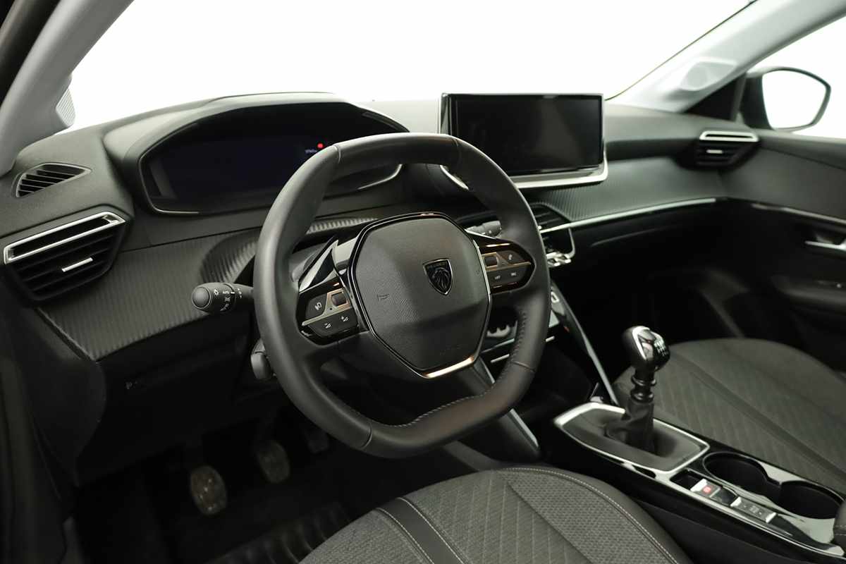 peugeot-208-2025-gasolina-1199cc