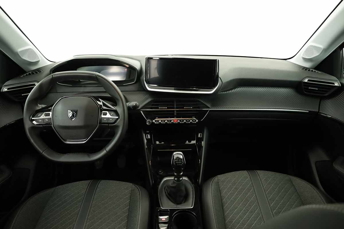 peugeot-208-2025-gasolina-1199cc