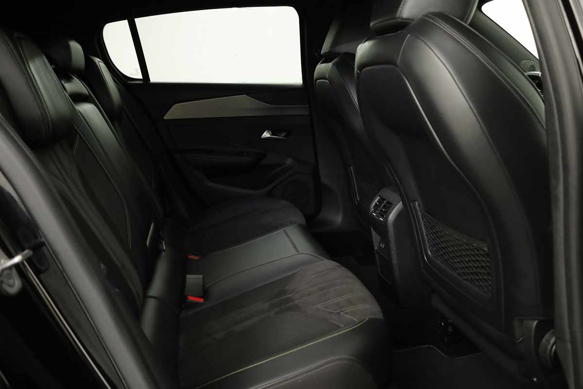 peugeot-308-2024-gasolina-1199cc