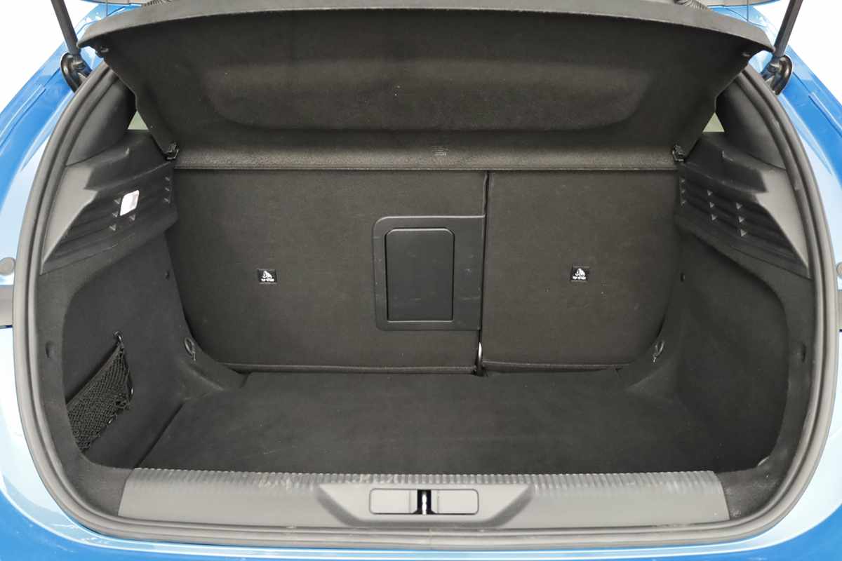 peugeot-308-2024-gasolina-1199cc