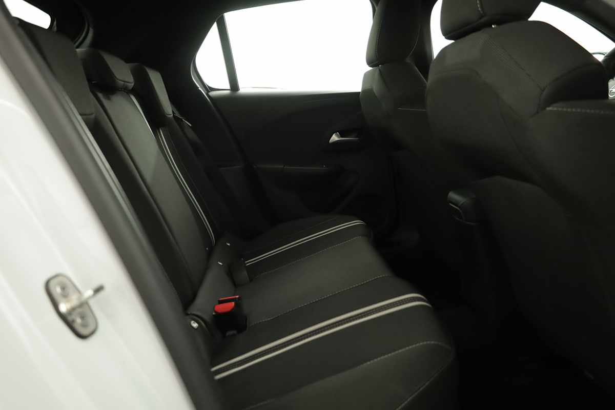 opel-corsa-2025-gasolina-1199cc