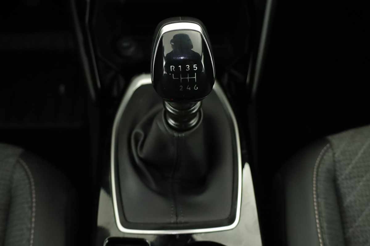 peugeot-2008-2025-gasolina-1199cc